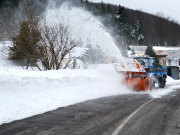 Obbligo di circolazione con mezzi antisdrucciolevoli o pneumatici da neve per il periodo 2022-2023 (Ph: Provincia di Savona)