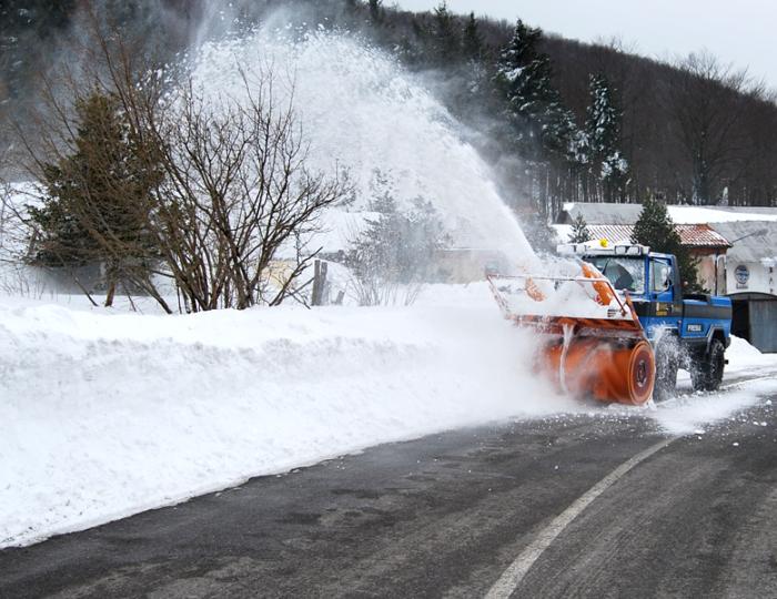 Strade di competenza della Provincia di Savona – Disciplina dell'obbligo di circolazione con mezzi antisdrucciolevoli o pneumatici invernali idonei alla marcia su neve o su ghiaccio, dal giorno 15 novembre 2023 al giorno 15 aprile 2024