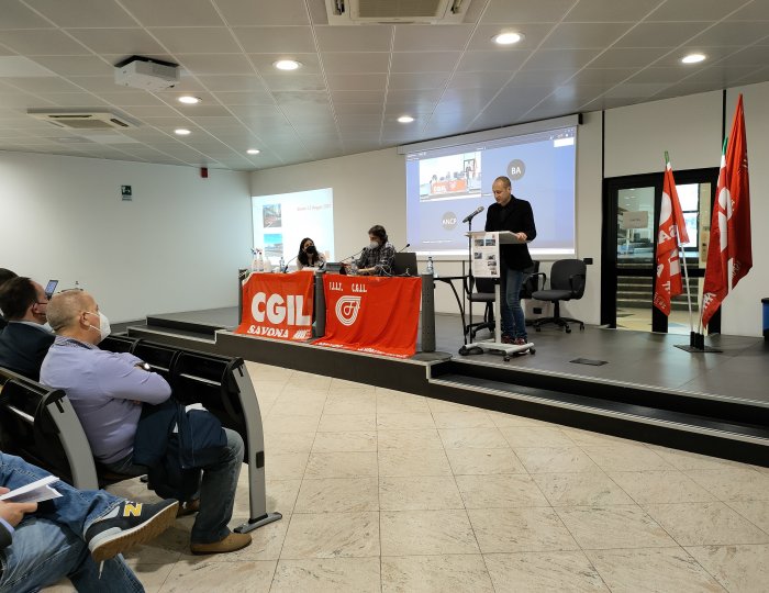 Convegno in Provincia su Porti, Trasporti e Logistica organizzato da FILT CGIL Savona e CGLI Savona Convegno in Provincia su Porti, Trasporti e Logistica organizzato da FILT CGIL Savona e CGLI Savona