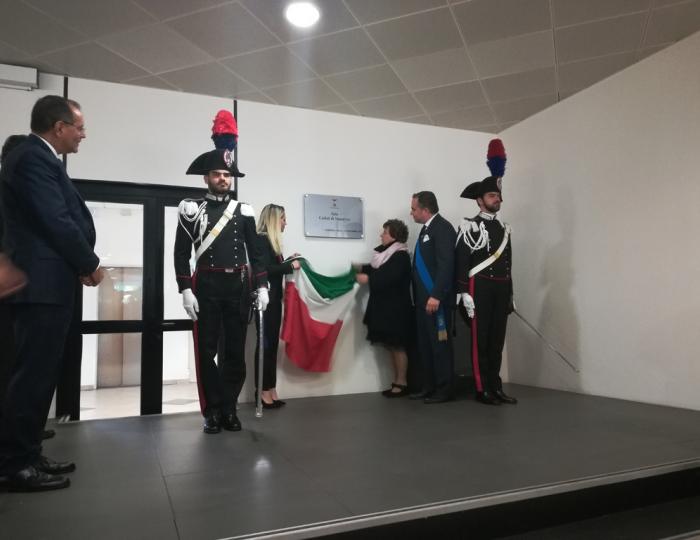 Palazzo Nervi, intitolazione della Sala espositiva: la Provincia di Savona rende omaggio ai Caduti di Nassiriya Palazzo Nervi, intitolazione della Sala espositiva: la Provincia di Savona rende omaggio ai Caduti di Nassiriya
