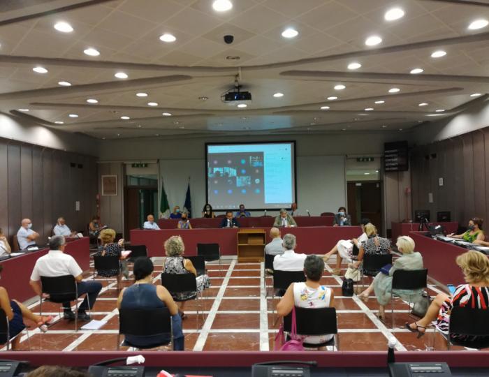Provincia di Savona: scuole e trasporto pubblico i temi caldi dell'incontro di oggi a Palazzo Nervi Provincia di Savona: scuole e trasporto pubblico i temi caldi dell'incontro di oggi a Palazzo Nervi