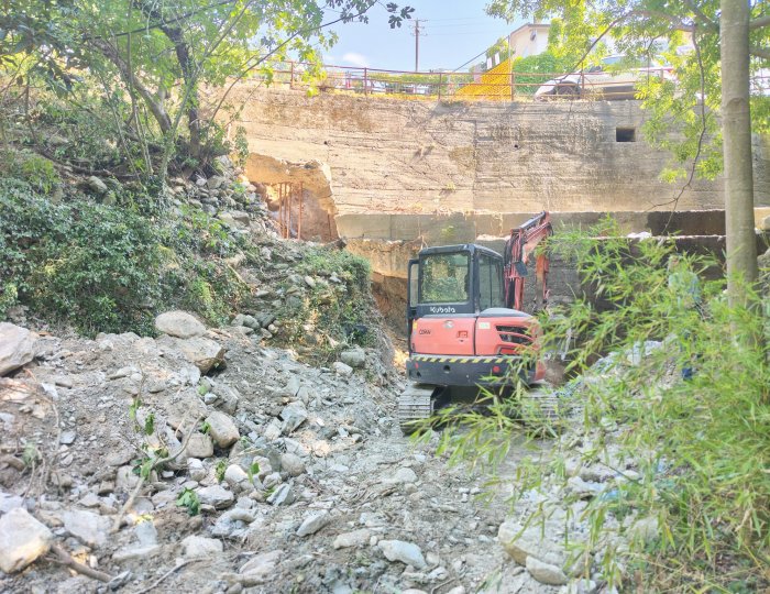 SP 17 Finale Ligure (Borgo)–Calice–Rialto: la Provincia interviene in somma urgenza per il ripristino della carreggiata stradale
