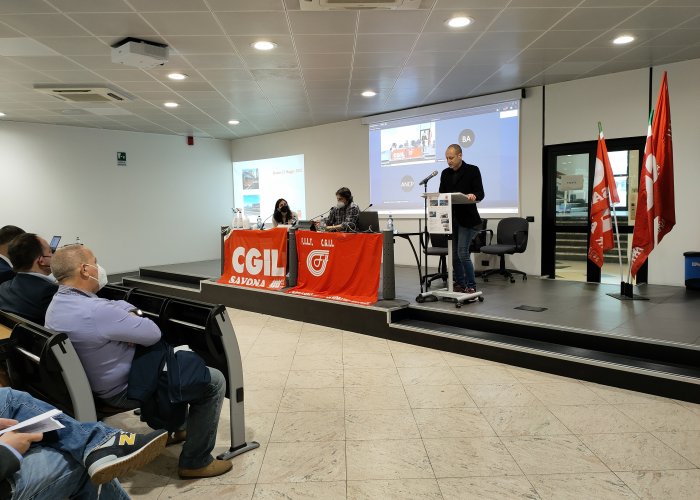 Convegno in Provincia su Porti, Trasporti e Logistica organizzato da FILT CGIL Savona e CGLI Savona Convegno in Provincia su Porti, Trasporti e Logistica organizzato da FILT CGIL Savona e CGLI Savona
