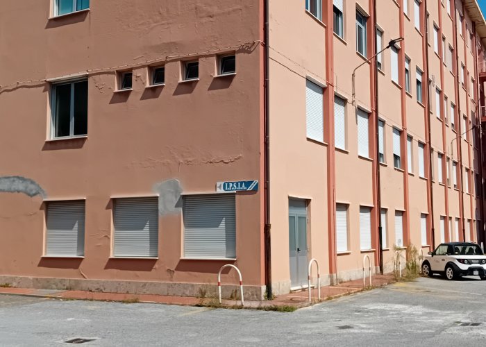 Istituti Ferraris-Pancaldo e Boselli-Alberti-Mazzini-Da Vinci Istituti Ferraris-Pancaldo e Boselli-Alberti-Mazzini-Da Vinci