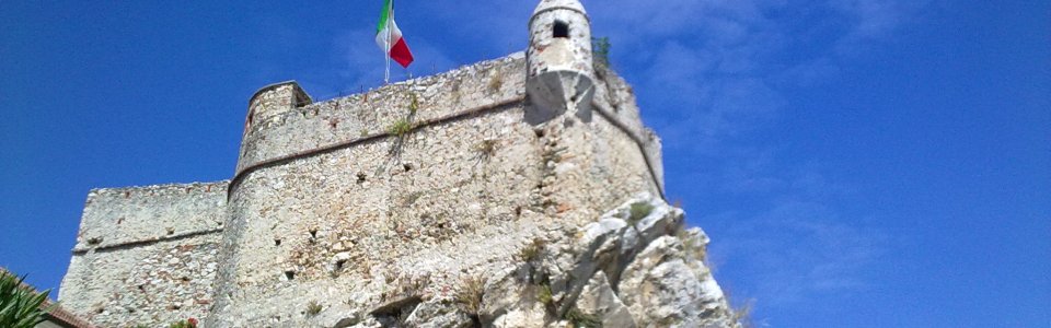 Castello, Pietra Ligure (Ph: Eleonora Cortesogno)