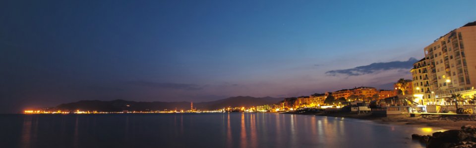 Savona by nigth (Ph: Franco Galatolo)